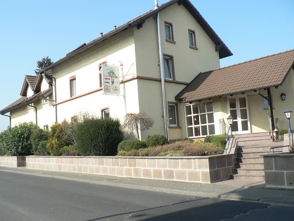 Gasthaus Zum Specht Hösbach 外观 照片