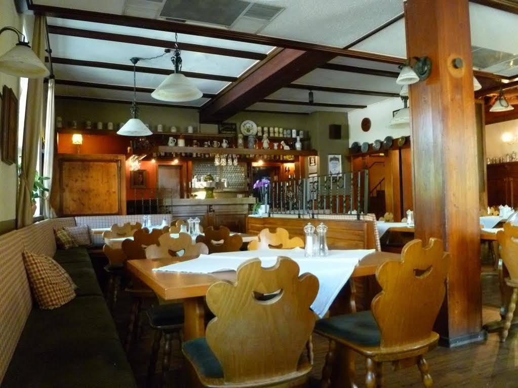 Gasthaus Zum Specht Hösbach 外观 照片